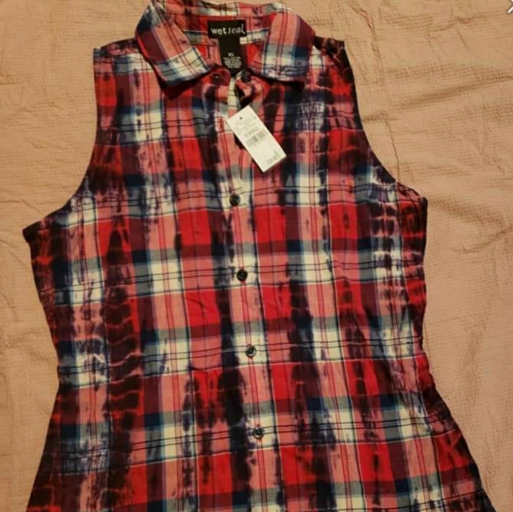 Ladies Sleeveless Shirt sz XS- NWT